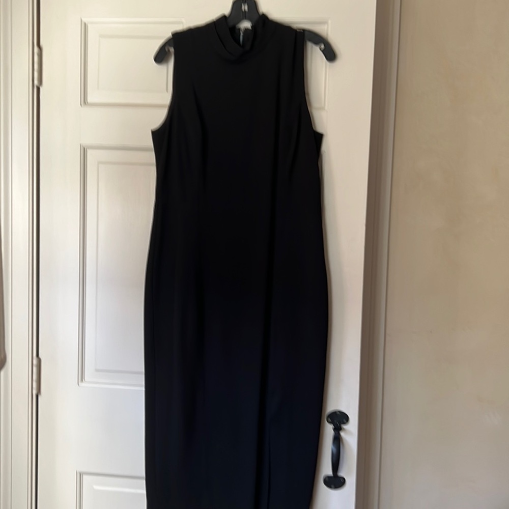 Perfect black dress!